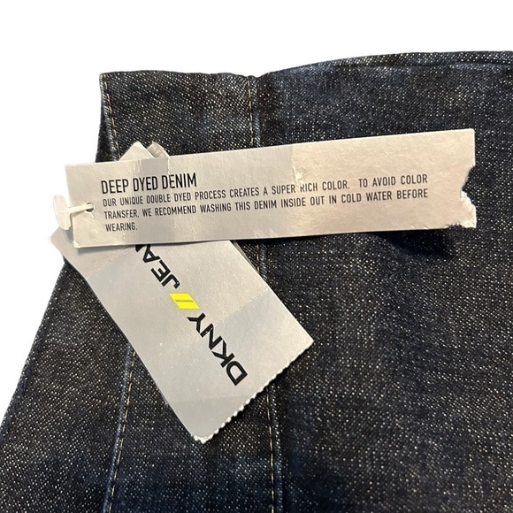 DKNY Wide Leg Jeans W/Gold Zig Zag Threading Sz.6 - Picture 10 of 16